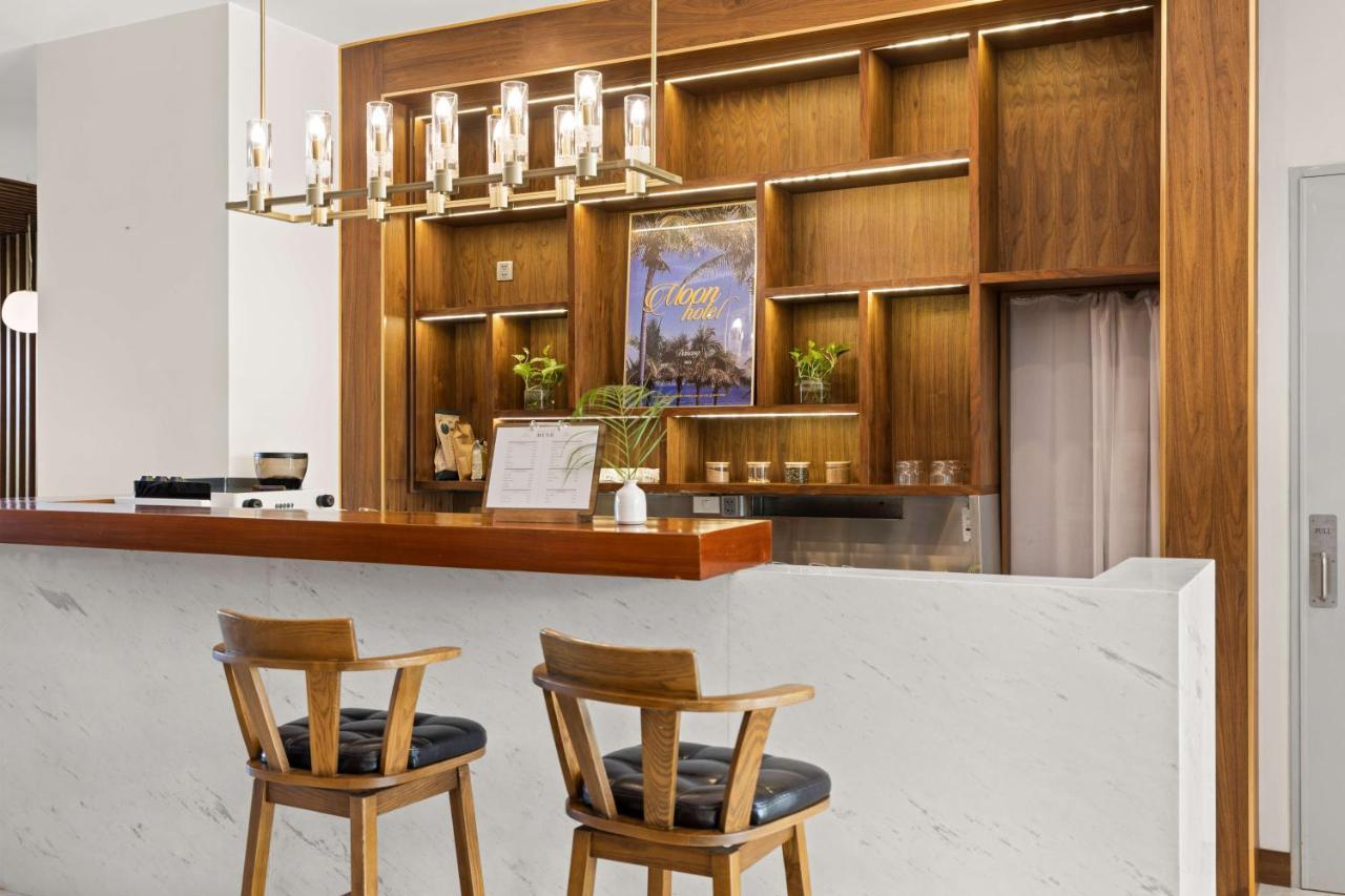 Moon Hotel And Apartment Da Nang Luaran gambar